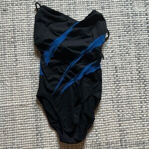 Waldorf one piece swim suite size S